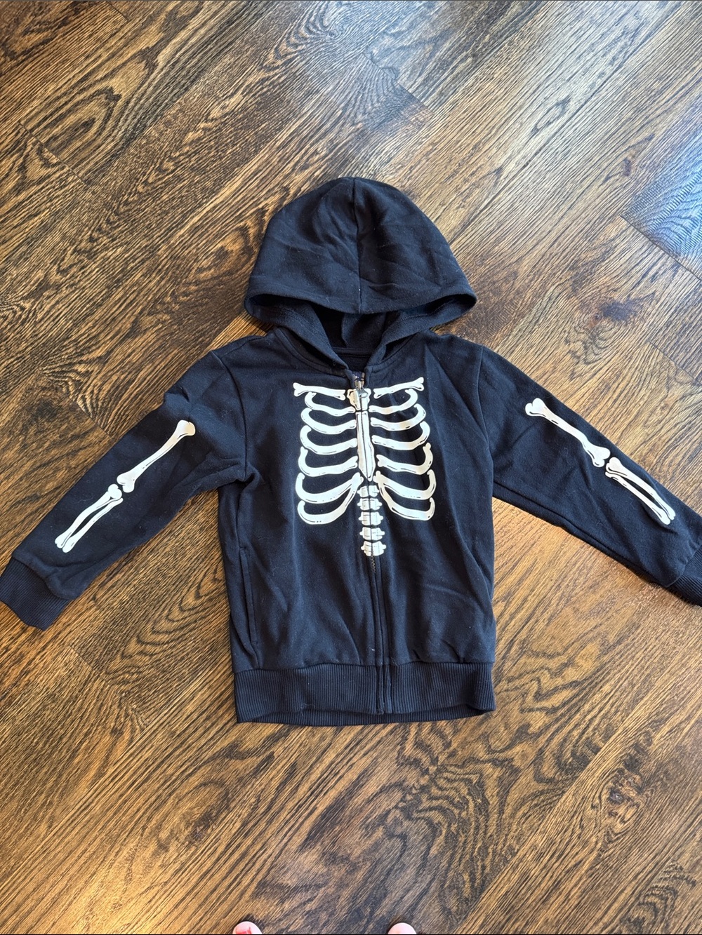 Skeleton zip up
